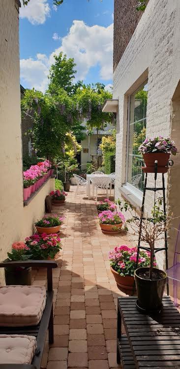 Bed and Breakfast R&Breakfast Roeselare Exterior foto