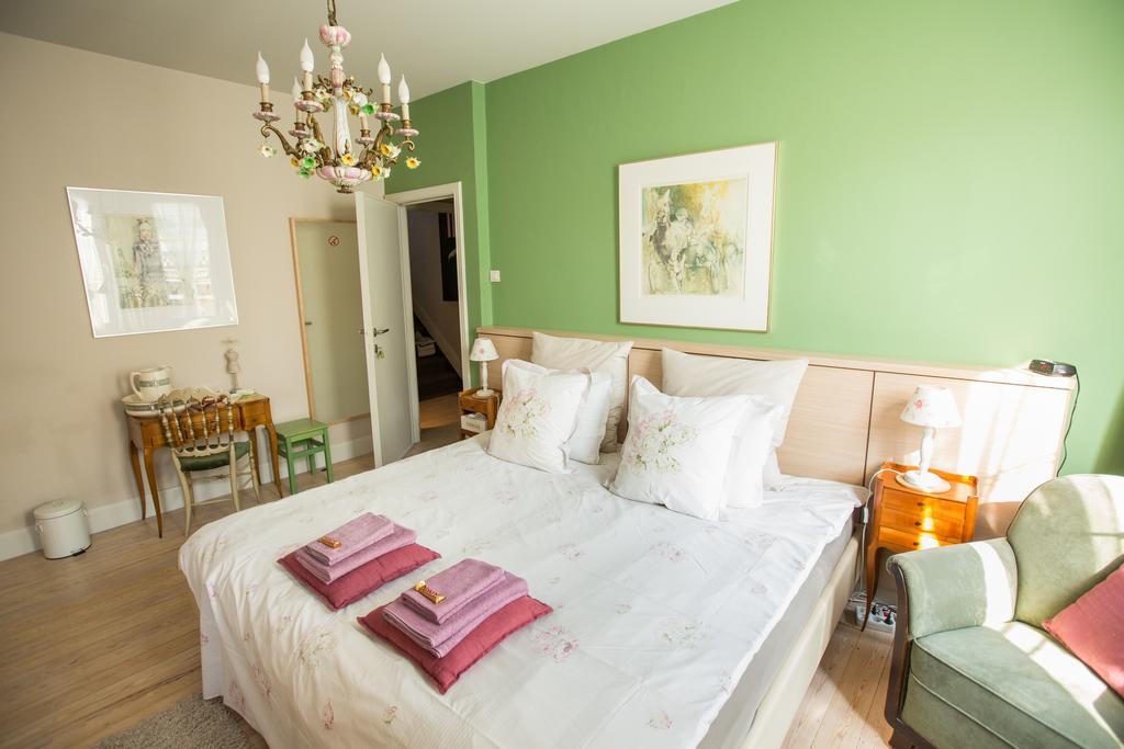 Bed and Breakfast R&Breakfast Roeselare Exterior foto